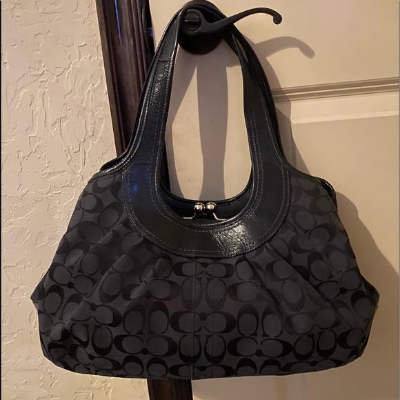 Coach Handbags - Coach purse